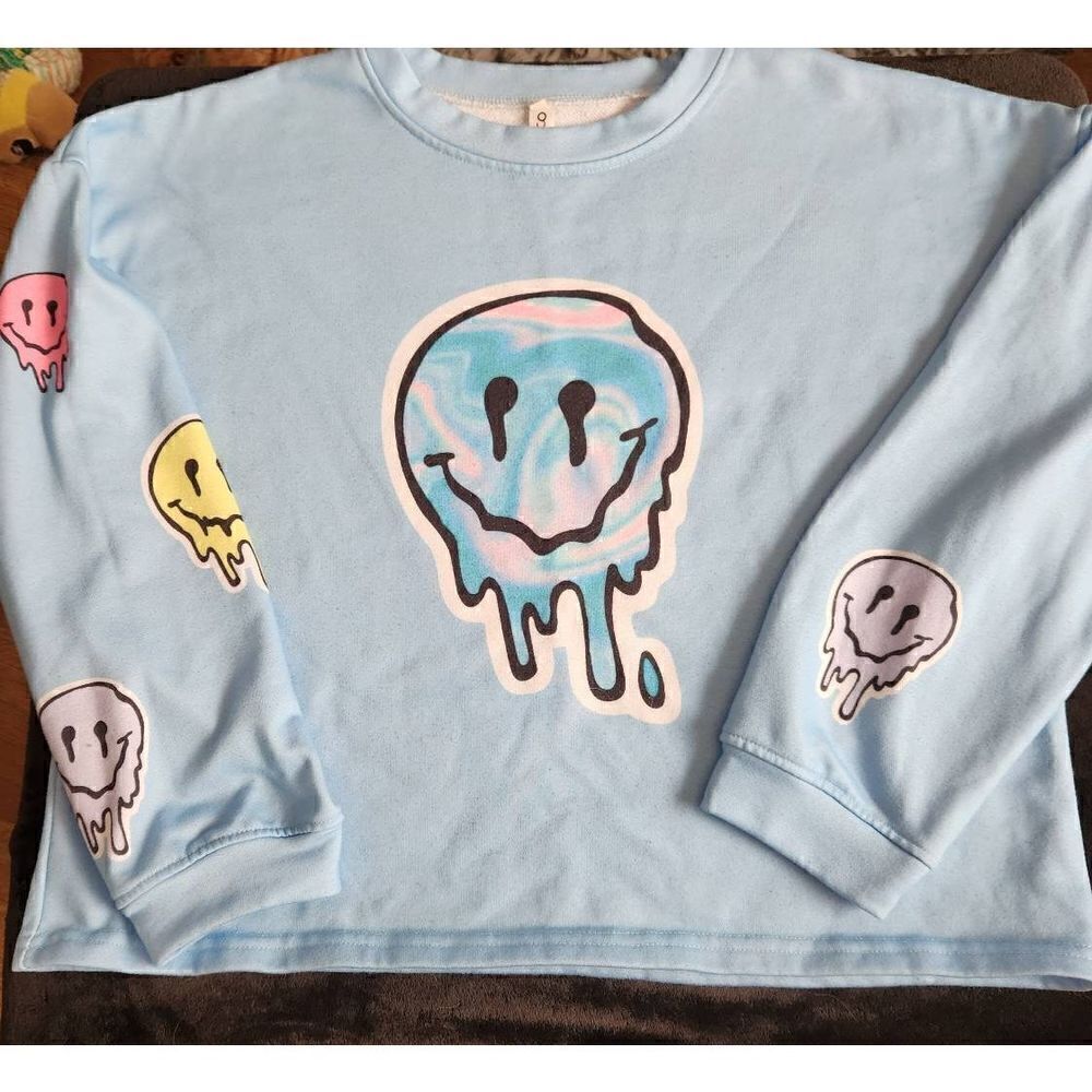 Orderplus oversized light blue smiley drip face size SMALL